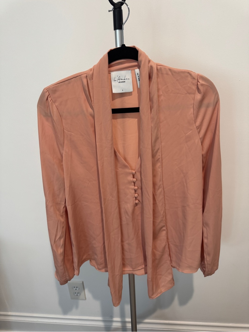 L'Academie Peach Button-Front Draped Blouse